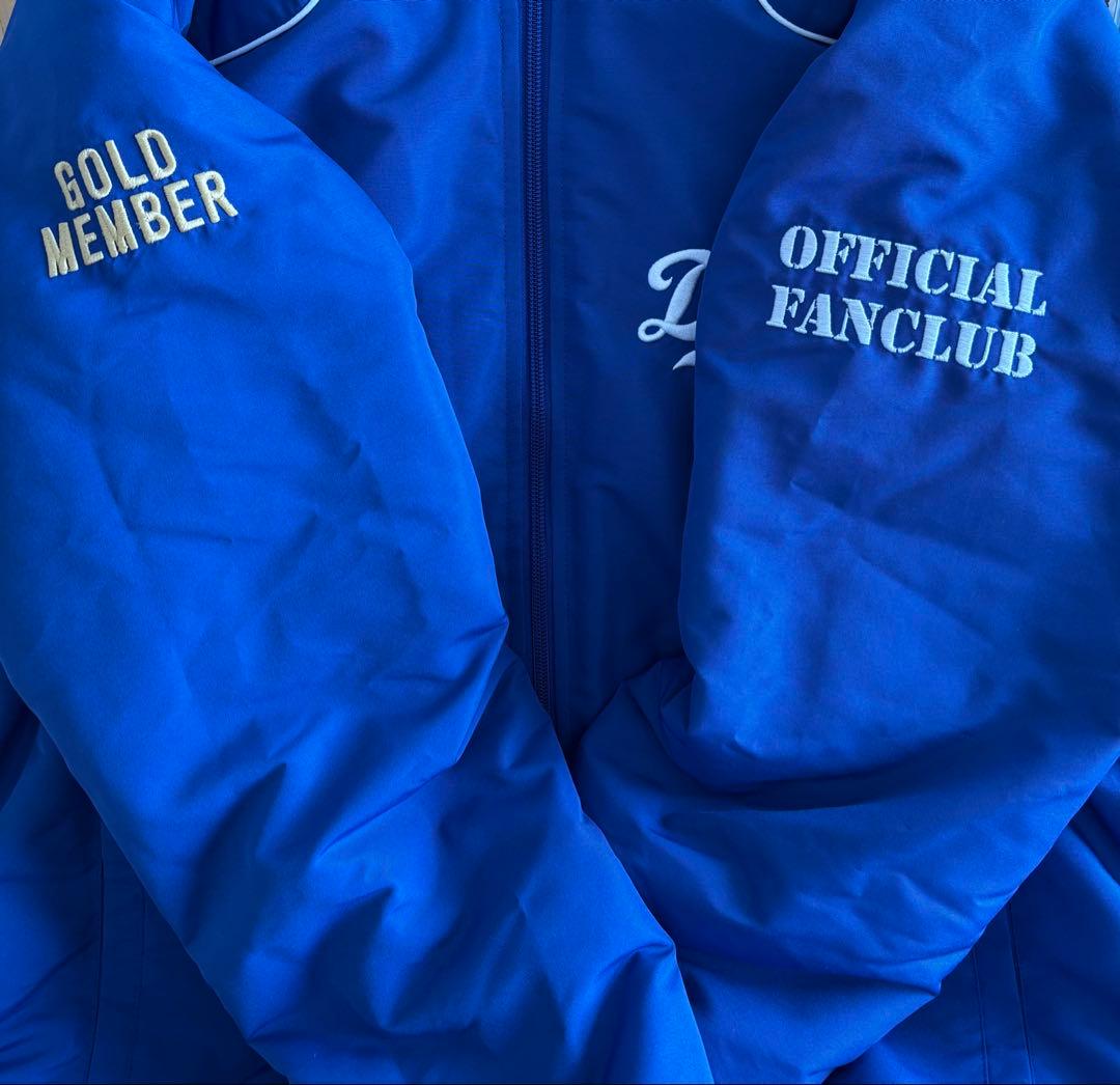 【新品未使用】⭐️中日ドラゴンズゴールド会員限定 フード付ジャケットMIZUNO製