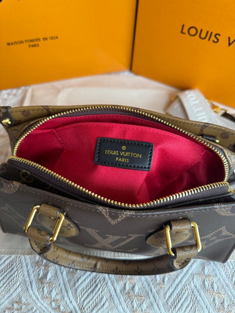 ☆週末限定価格☆ 小型ショルダーバッグ ベージュ