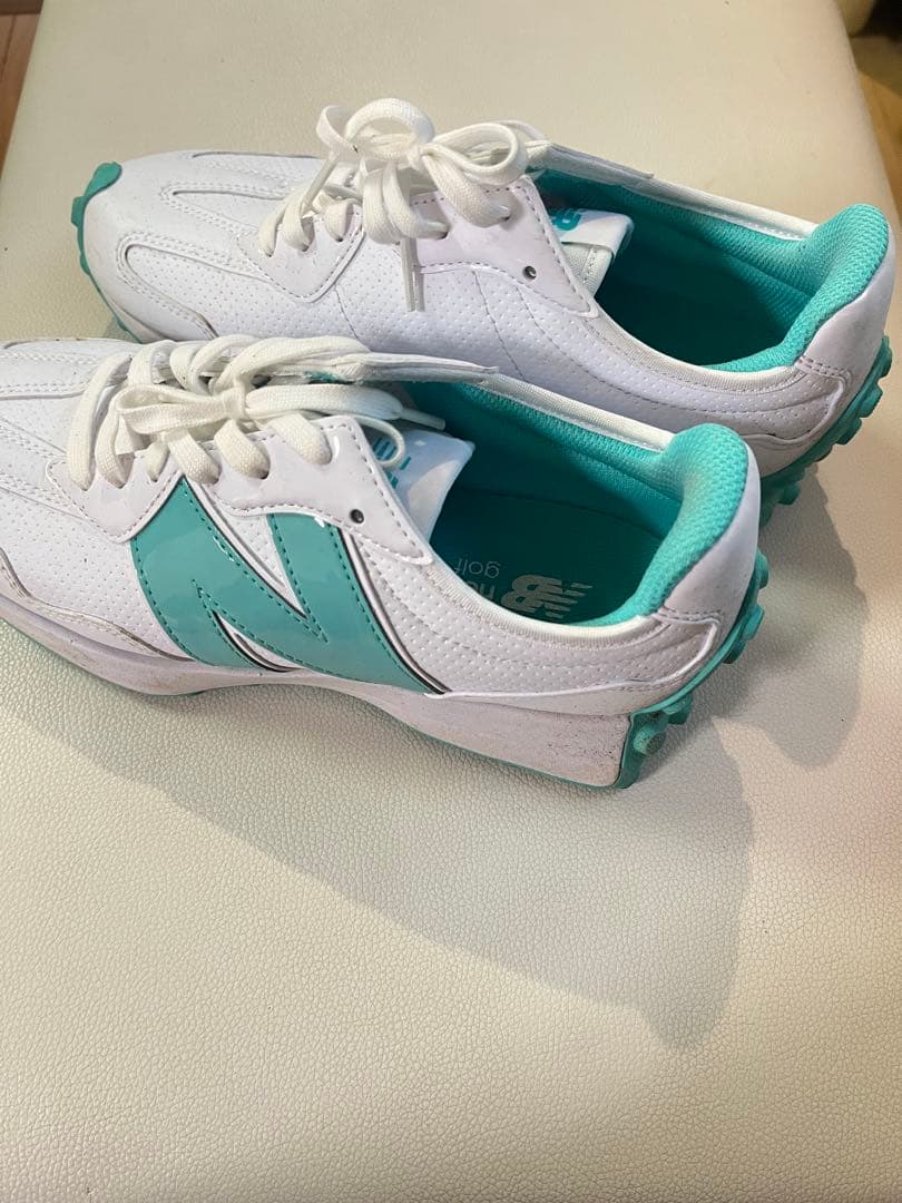 New Balance ゴルフシューズ 女性用 ホワイト/ターコイズ
