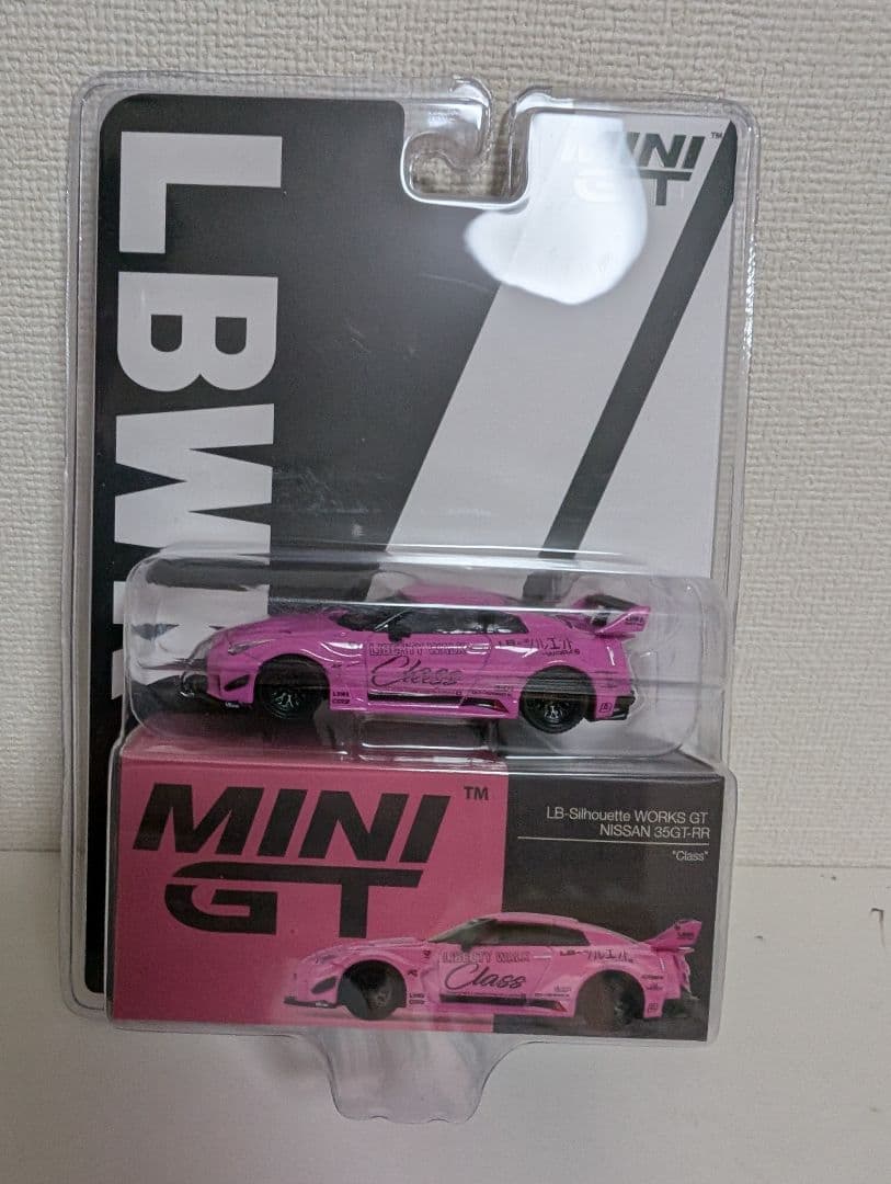 未開封 R35GTR リバティウォーク クラスピンク
