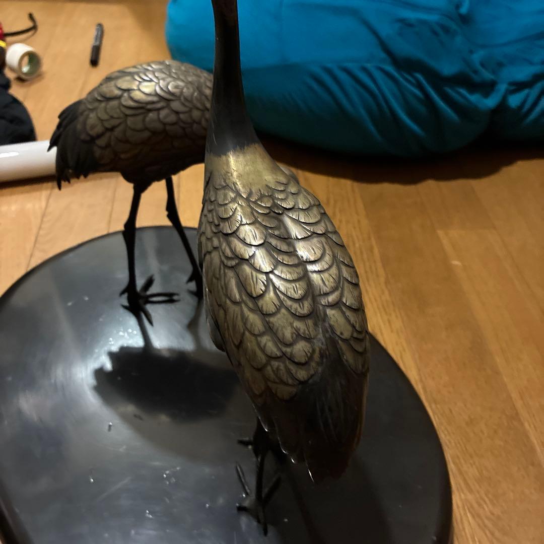 骨董品、縁起物鶴　美術工芸品　古銅色分け青銅　鎌倉山の旧家から出ました