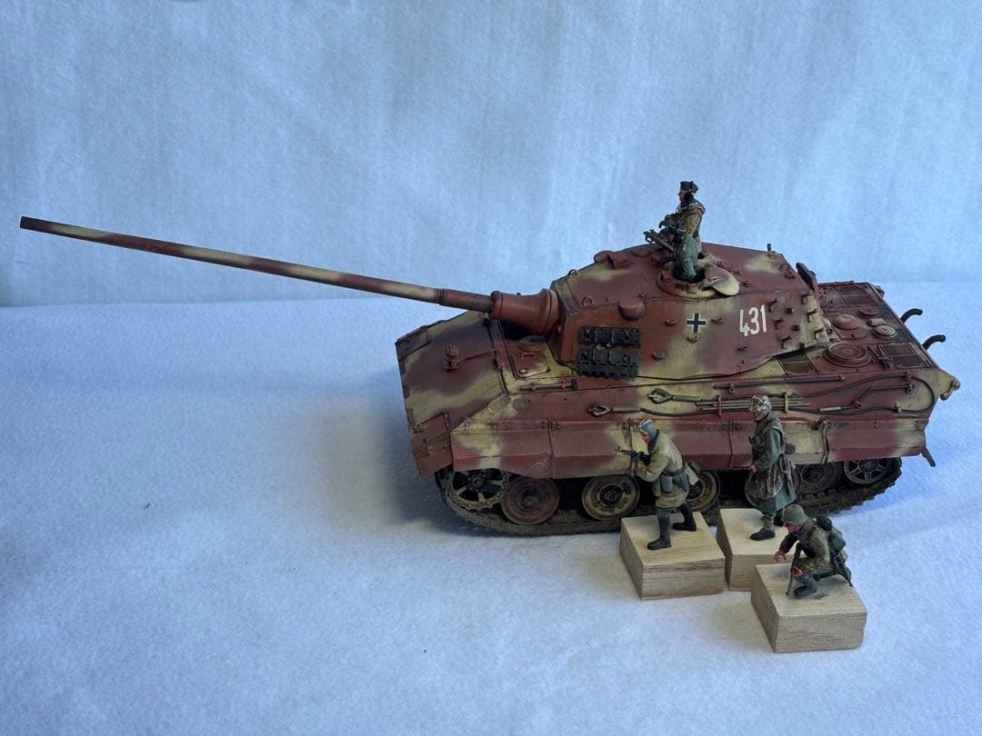 ドイツ陸軍E75号戦車プラモデル完成品