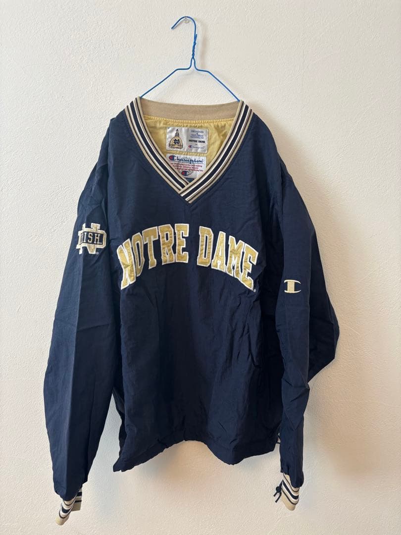 【美品】Champion ノートルダム大学 Vネックウェア