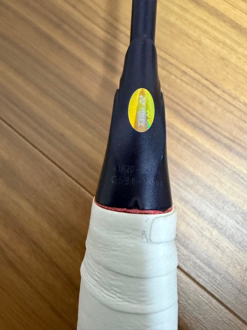 バドミントンラケット ASTROX100ZZ 4UG5