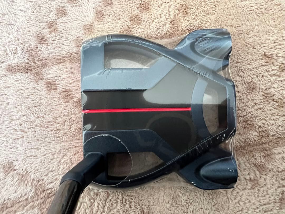 あいあい　テーラーメイド レッドブル パター