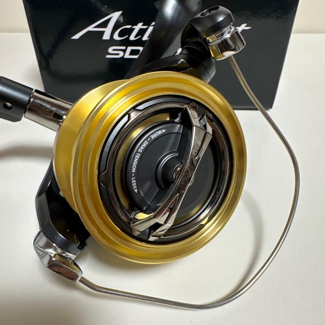 シマノ アクティブキャスト SD1080 スピニングリール