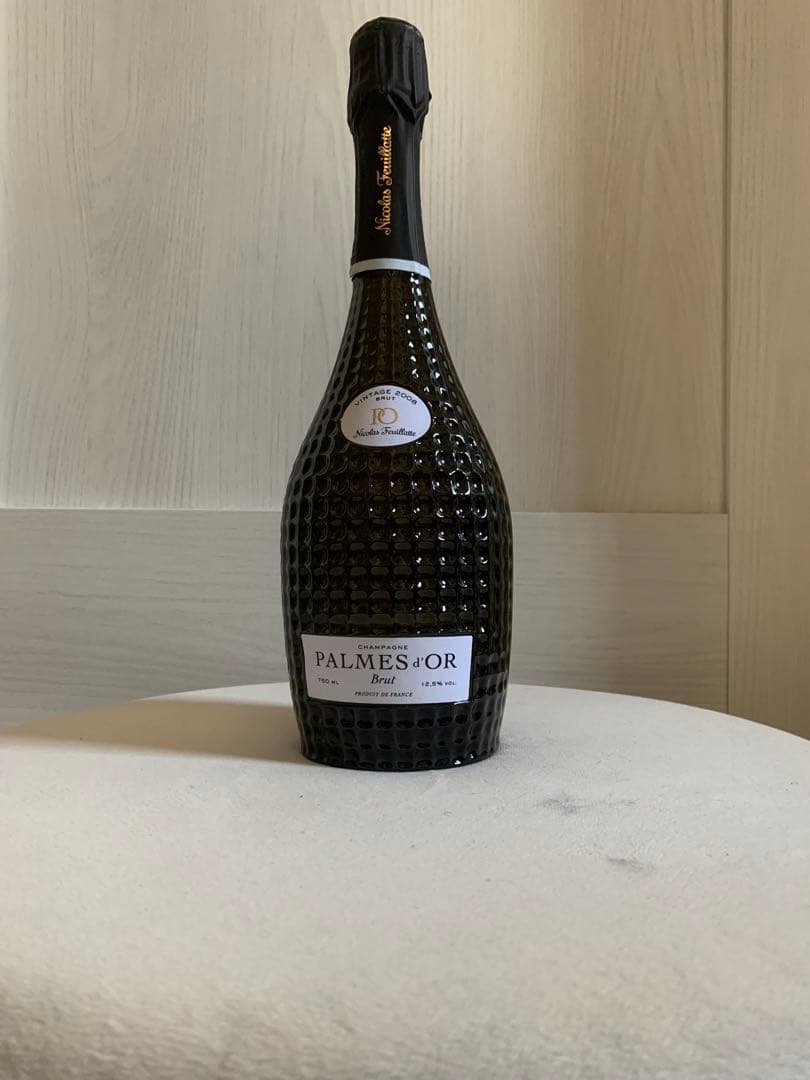 ニコラ・フィアットの最高級シャンパーン \