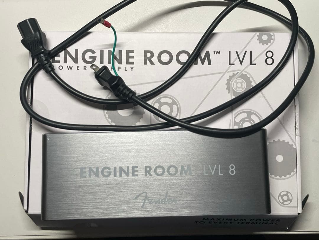 FENDER ENGINE ROOM LVL8 パワーサプライ