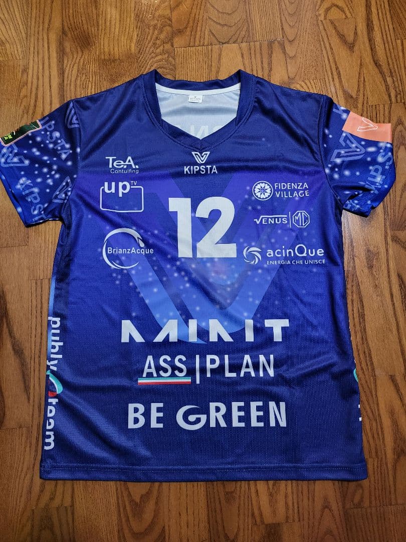 イタリアセリエAモンツァユニフォーム