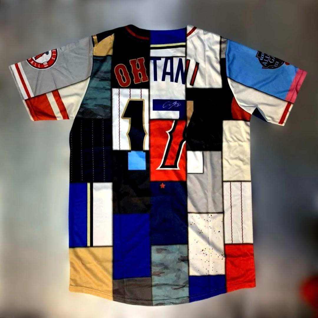大谷翔平　プリントサイン付き歴代ミックスユニフォーム　50/50CLUB