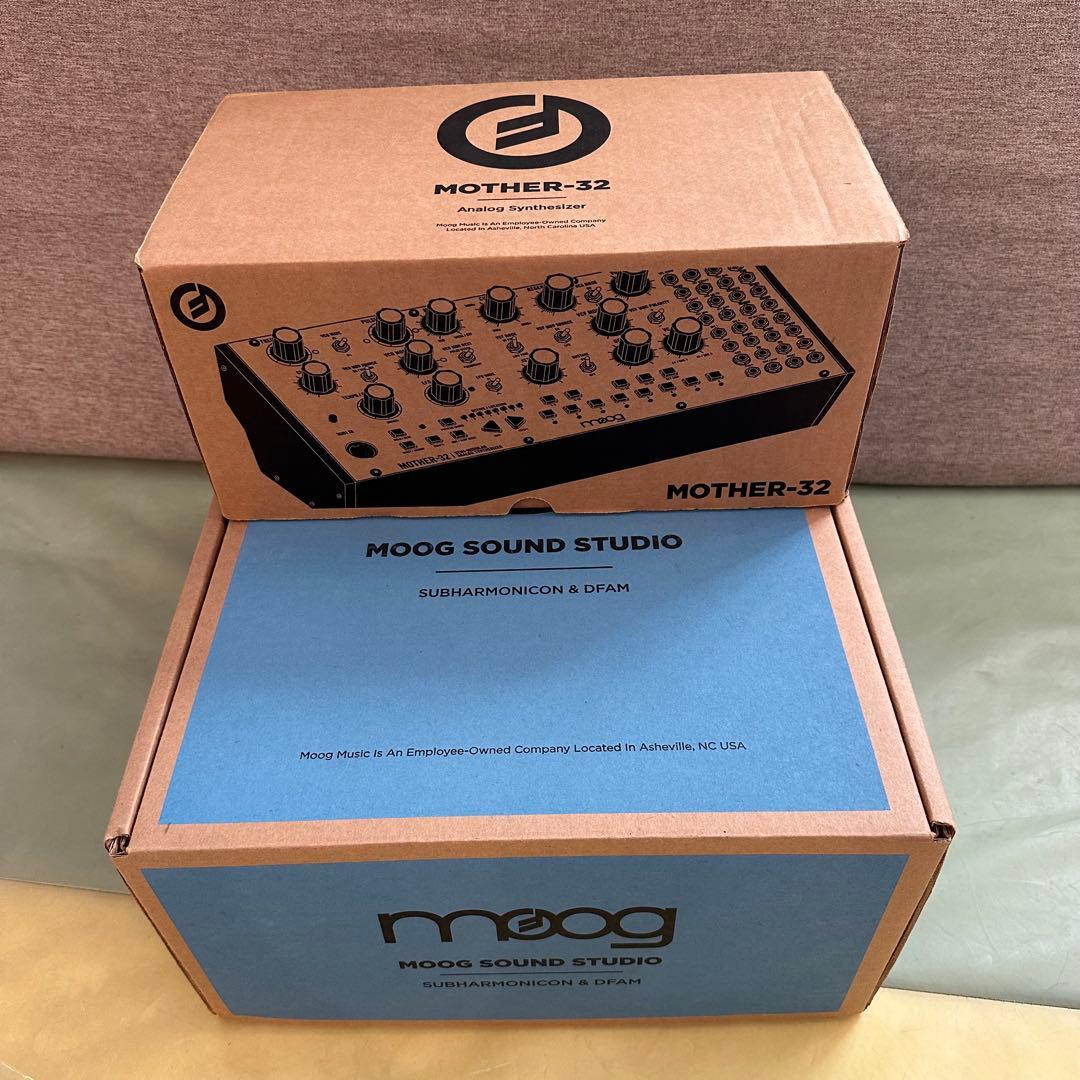 MOOG シンセ mother32 subharmonicon DFAM①