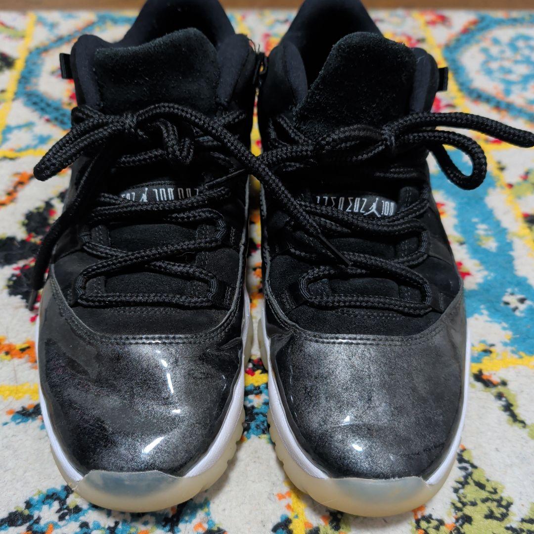 エアジョーダン11バロンズ　ブラック/グレー