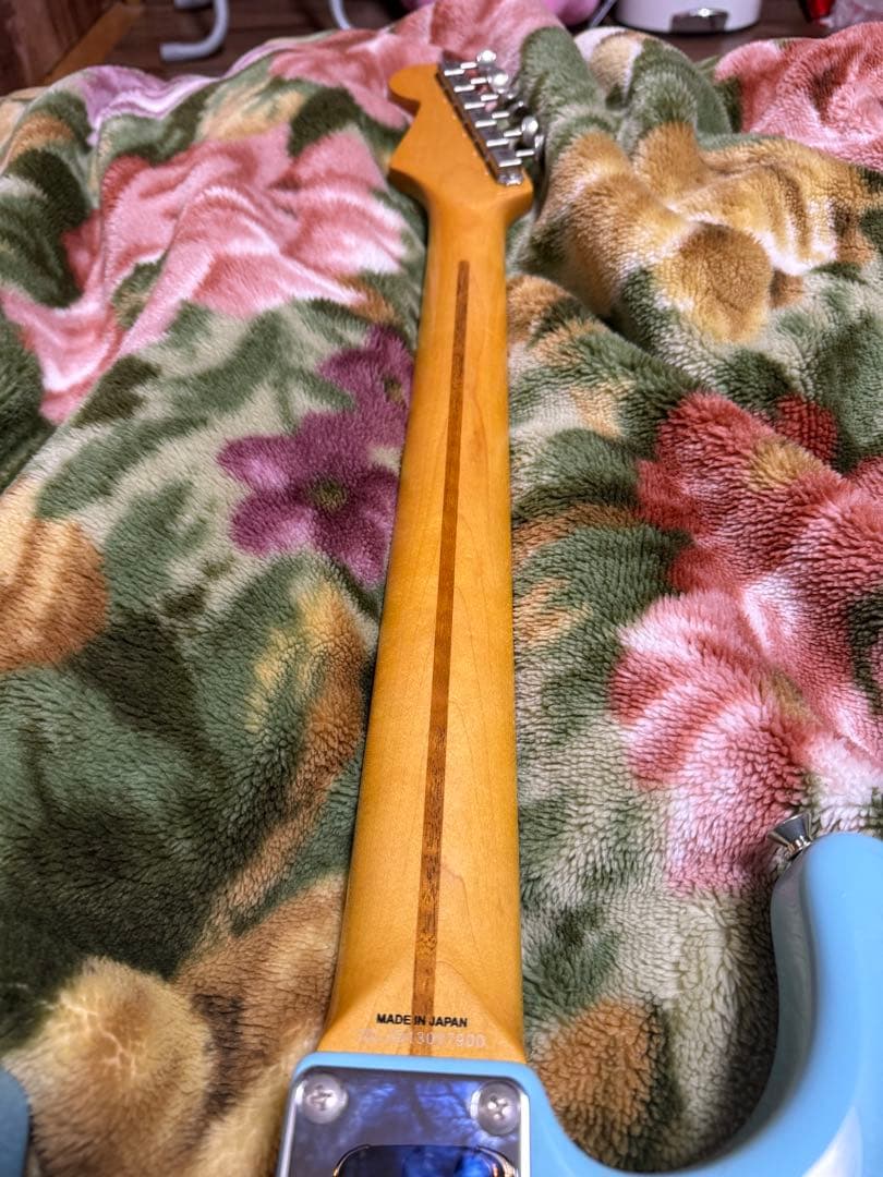 Fender Japan ストラトキャスター 水色　sonic blue