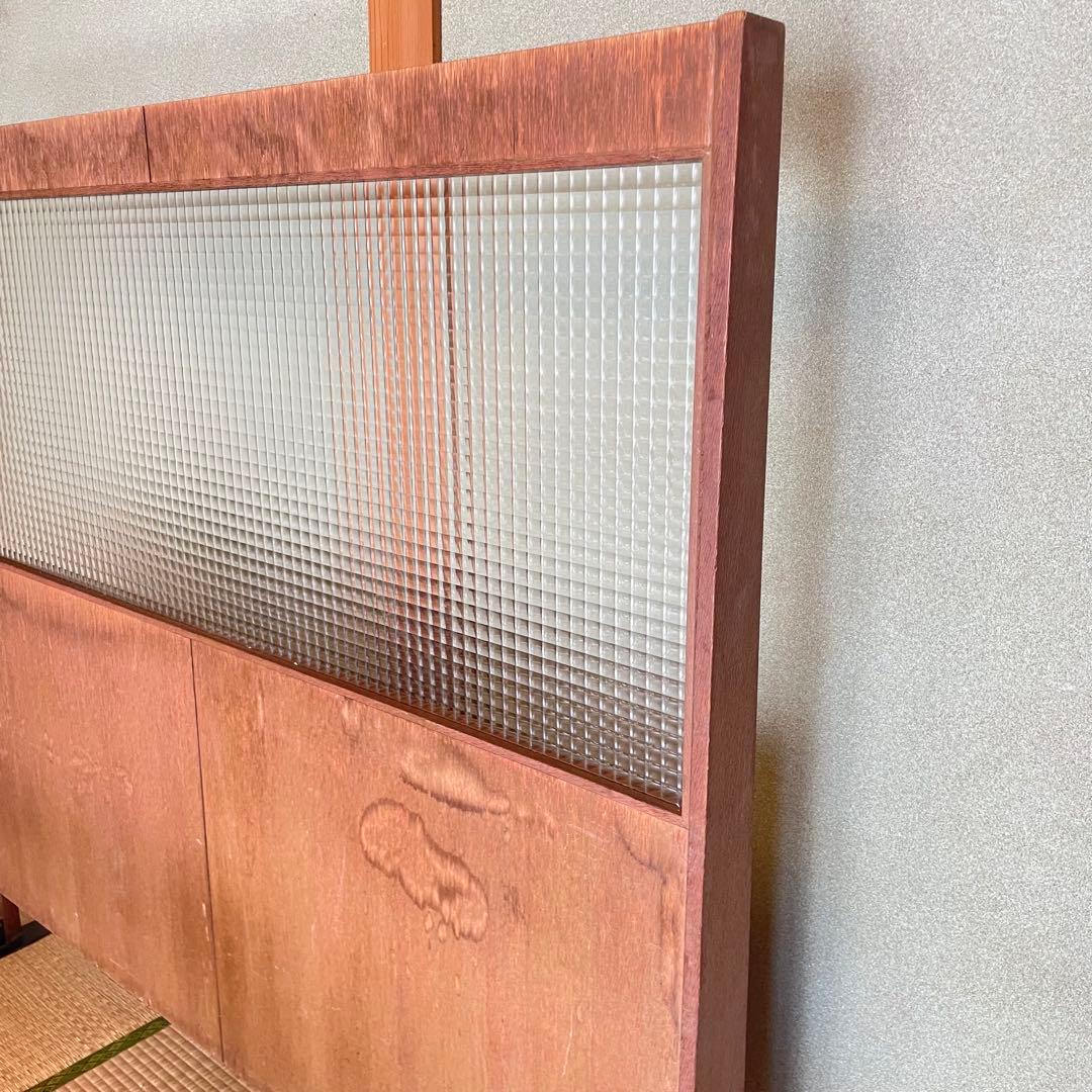 稀少　チェッカーガラス　木製フレームの間仕切り　ヴィンテージ　カフェ風インテリア