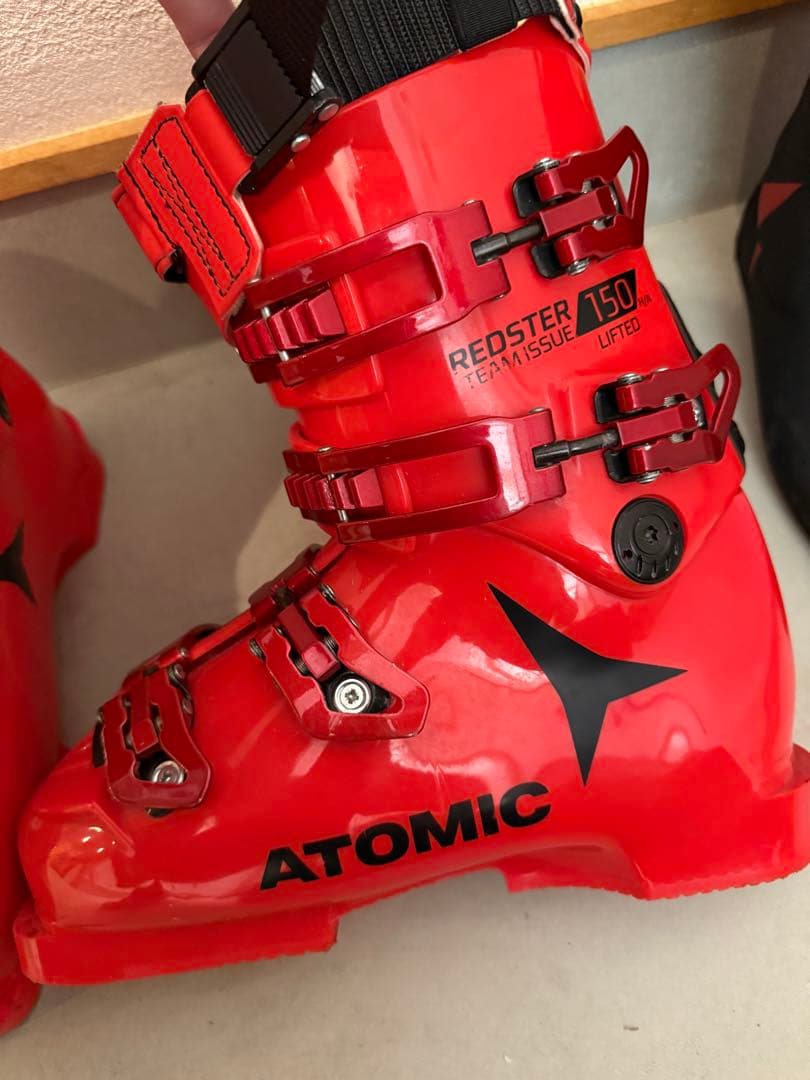 アトミックレッドスター　TI 150 294mm 25-25.5センチ