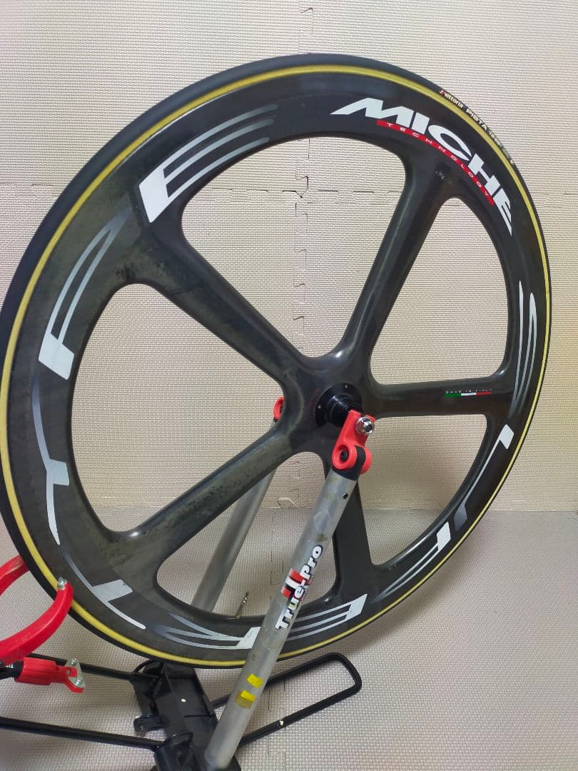 MICHE バトンホイール SUPERTYPE Pista フロントホイール