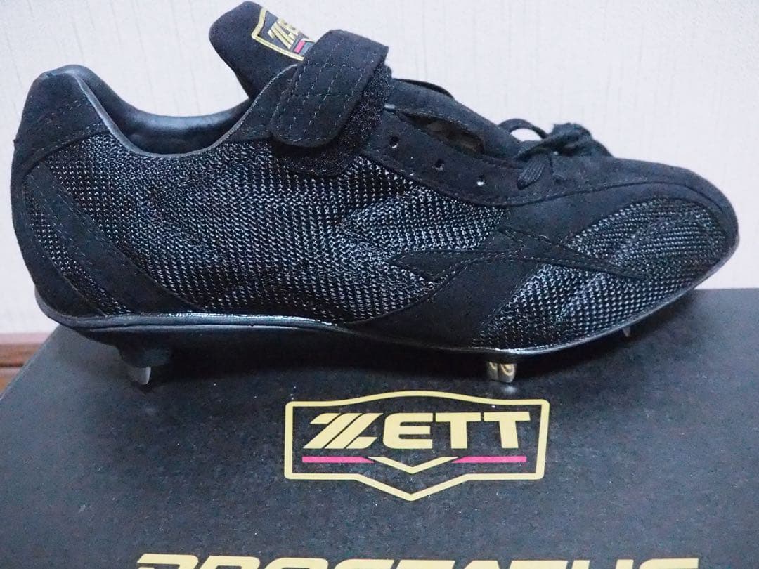 新品未使用【27.5cmゼット　プロステイタス】野球用埋め込み型金具スパイク。