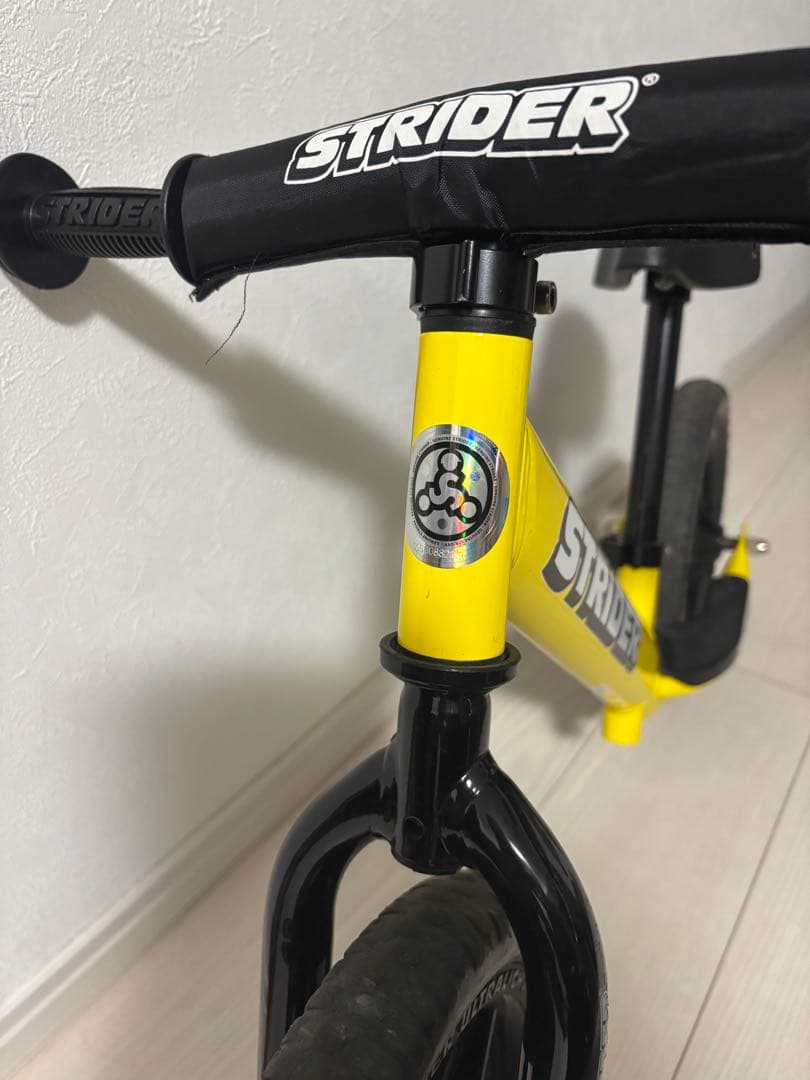 [美品] STRIDER バランスバイク スポーツイエロー