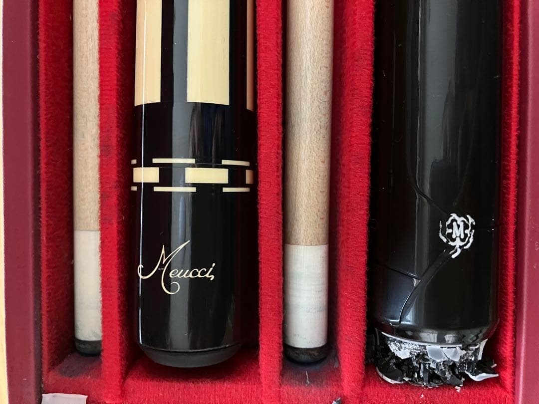 Meucci メウチ　ビリヤードキュー 2本セット ケース付き