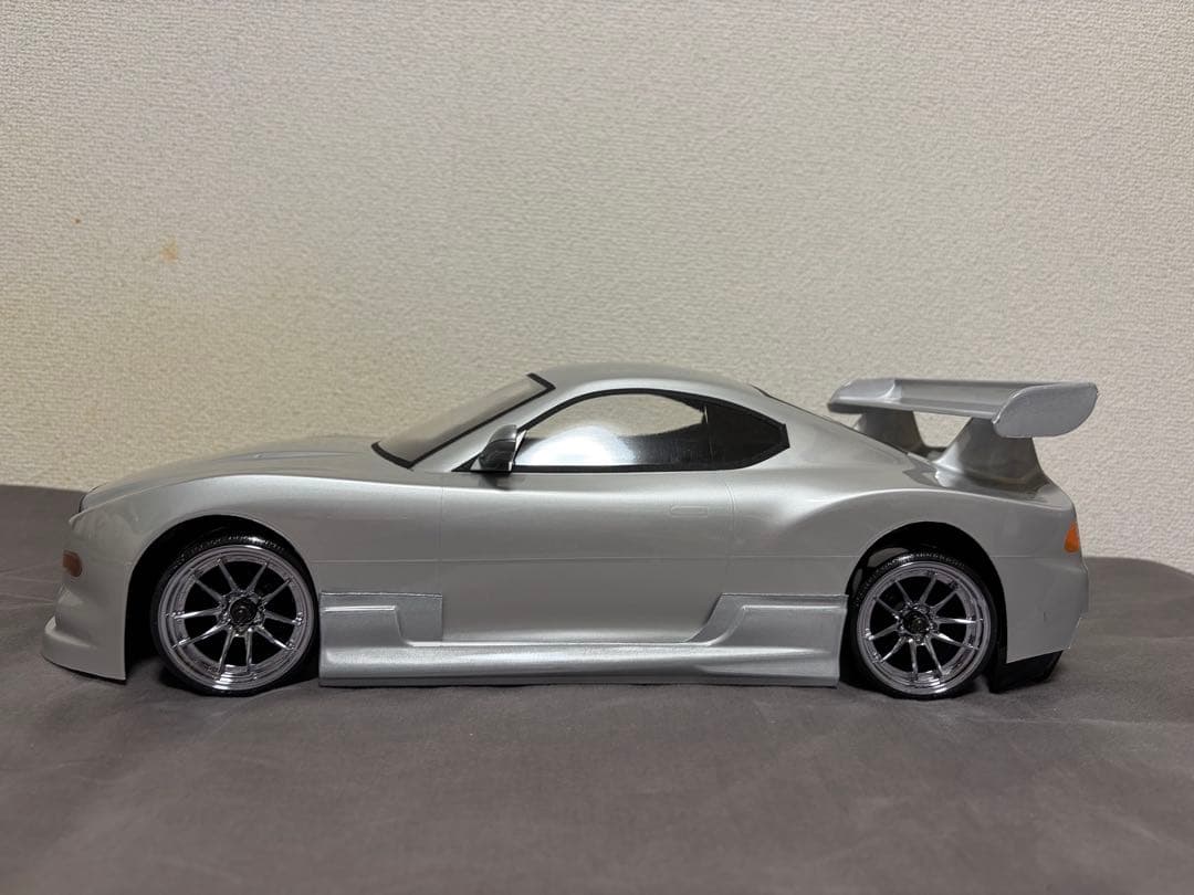 ラジコン ボディ アストンマーティン DB7 未走行