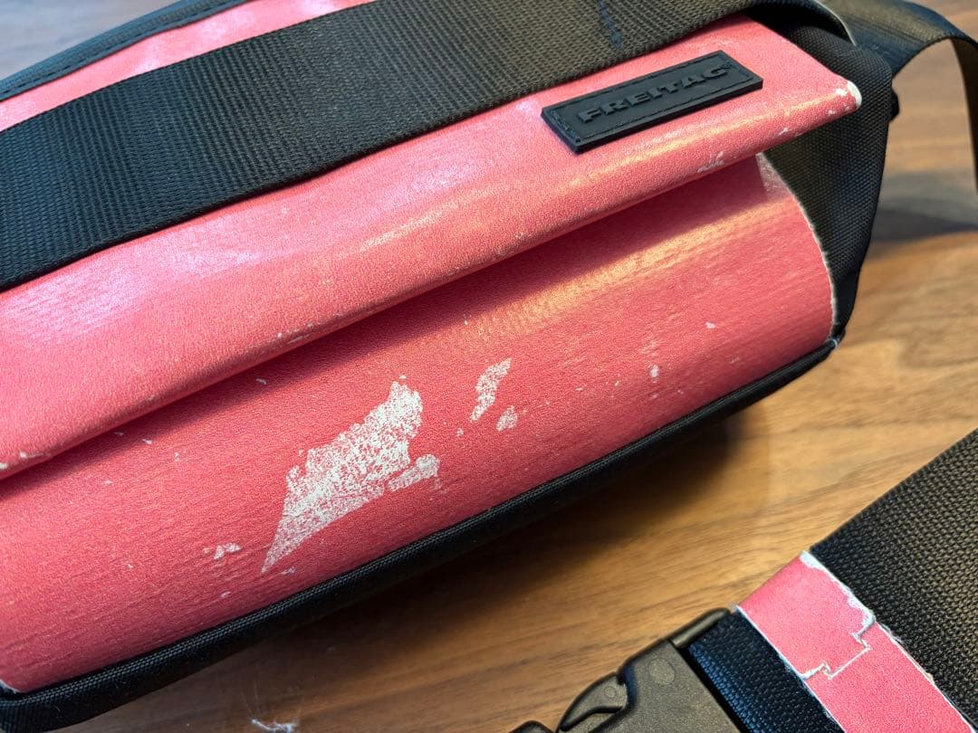 フライターグ　F650 DIXON ピンク　レアカラー