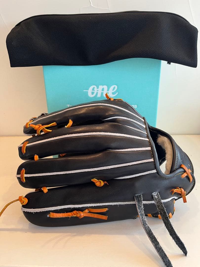 ONE OF THE ANSWER 外野手　グラブ