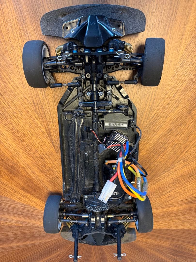タミヤ　サンワ　ヨコモ　ラジコン