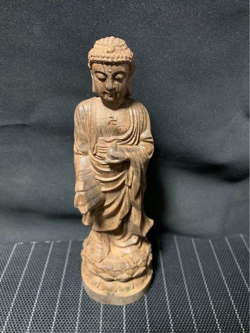 沈香木製仏像 約20cm