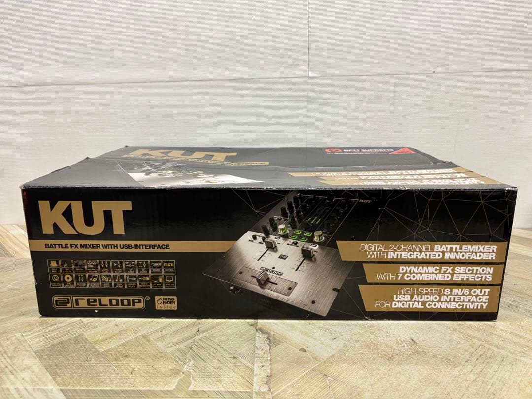 reloop USBインターフェイス搭載のデジタル2chDJミキサー KUT