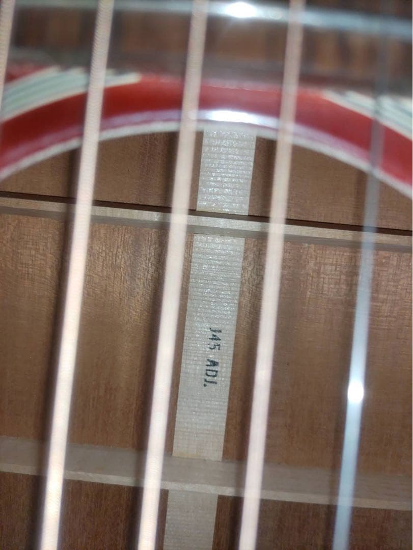 Gibsonカスタムショップ　1960s J-45 Montana Rose