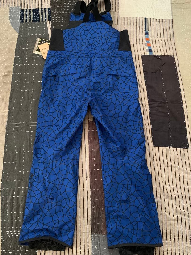 Burton M AK GORE CYCLE BIB スノーボード パンツ 蜘蛛
