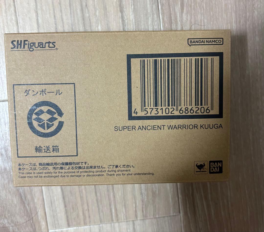 真骨彫　仮面ライダークウガ　超古代戦士クウガ　クウガ展　未開封