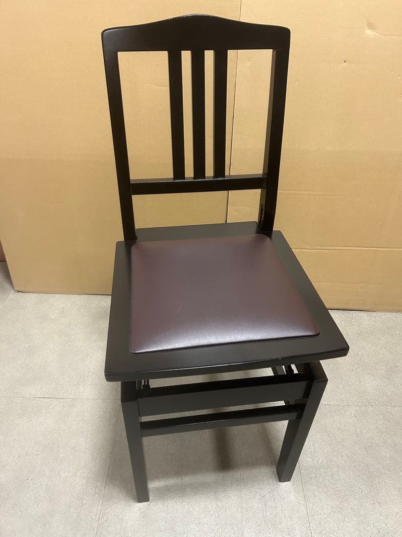 メーカー不明　トムソン椅子　背もたれ椅子　ピアノ椅子　値下げ不可