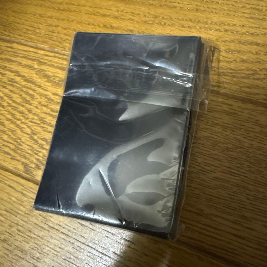 レッドアイズ・ダークネスメタル　ジャッジ2018 スリーブ　遊戯王 70枚