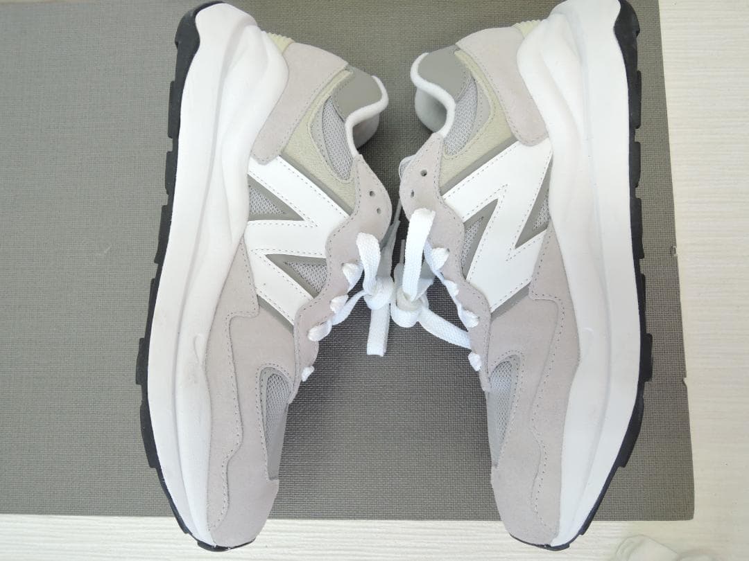 ニューバランス725 シルバー 27㎝