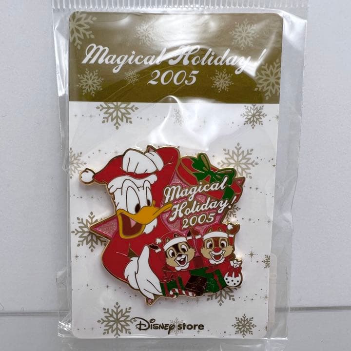 ディズニーストア ドナルド チップ デール クリスマス 2005 ピンバッジ