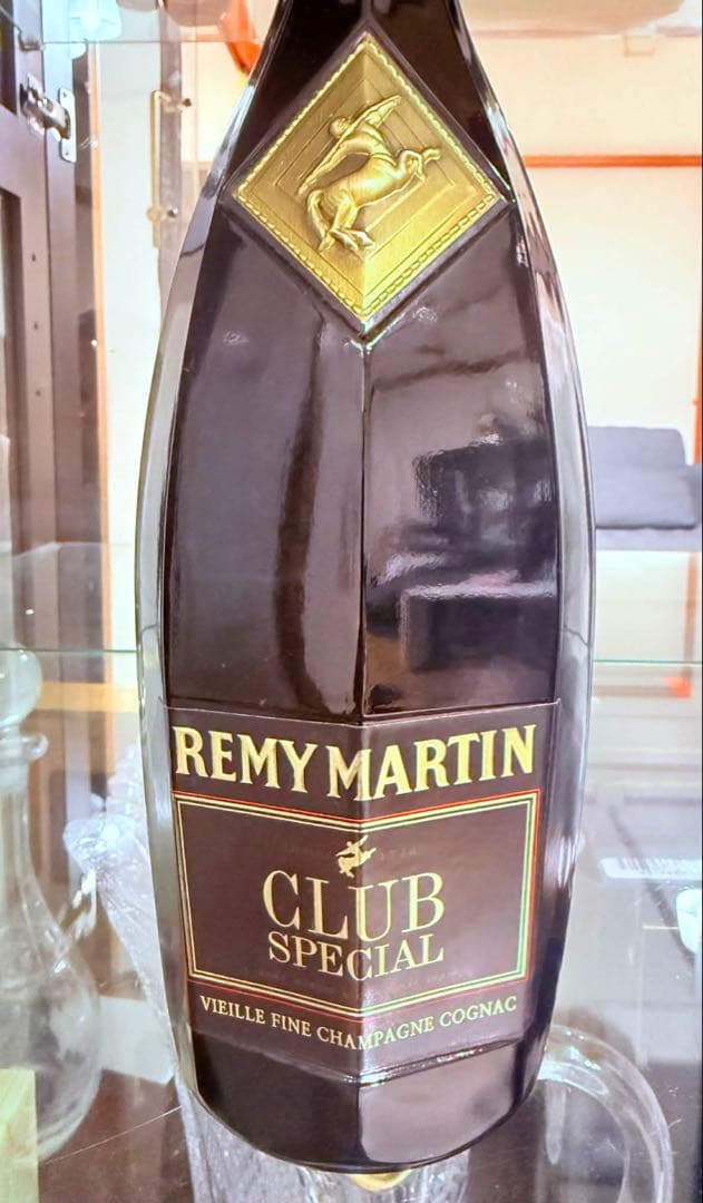 ブランデー REMY MARTIN CLUB SPECIAL 700ml.