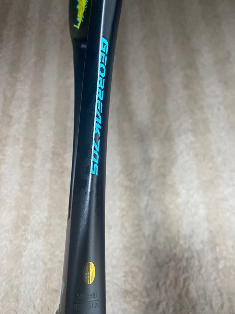 YONEX ジオブレイク70Sラケットケース、ストリング、タイヤグリップ3色付き