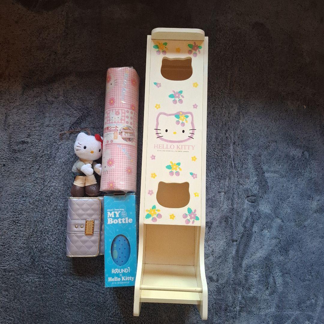 平成レトロ　ハローキティ 収納ボックス 花柄セット