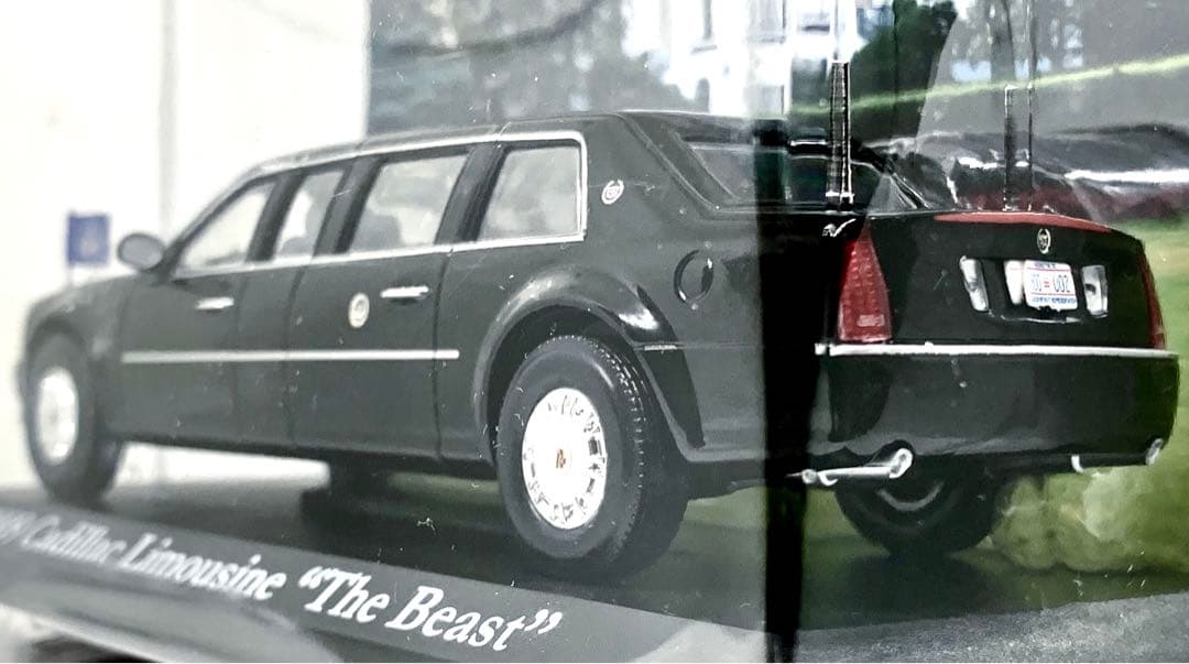 グリーンライト 2009 キャデラック ワン リムジン ザ ビースト 1/43