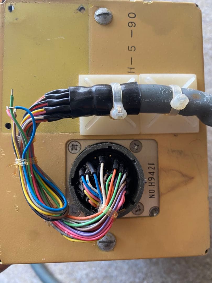 日本航空電子 新昭和 戦闘機 制御器N-C-625/HRC-106 ジャンク