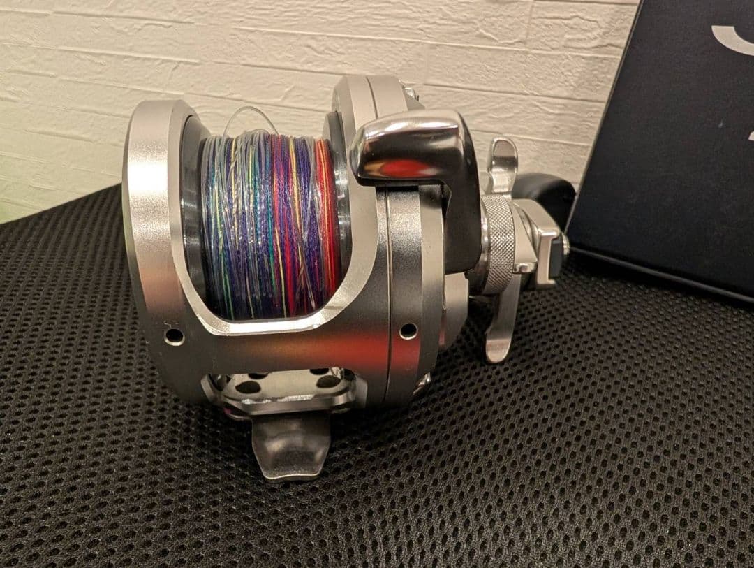 OCEA JIGGER 2000NRHG ベイトリール