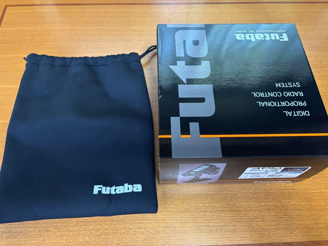 フタバ　4PM PLUS 送受信機セット