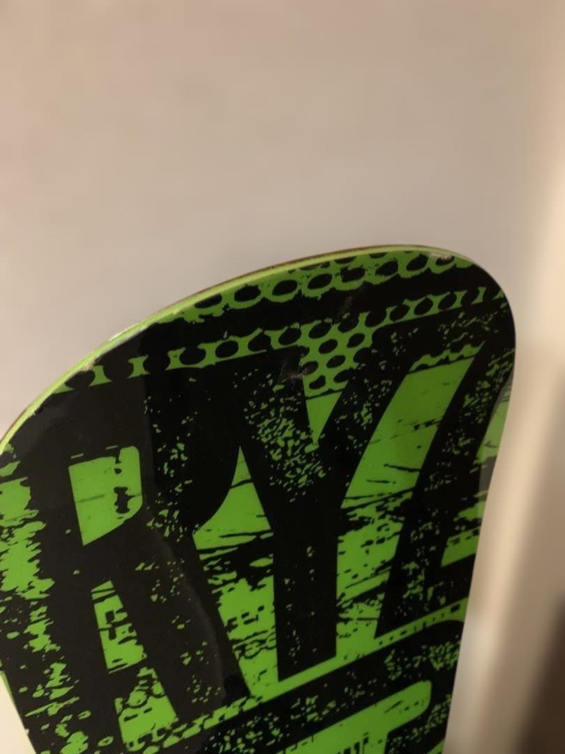 RYZ CITY スノーボード グリーン/ブラック　板