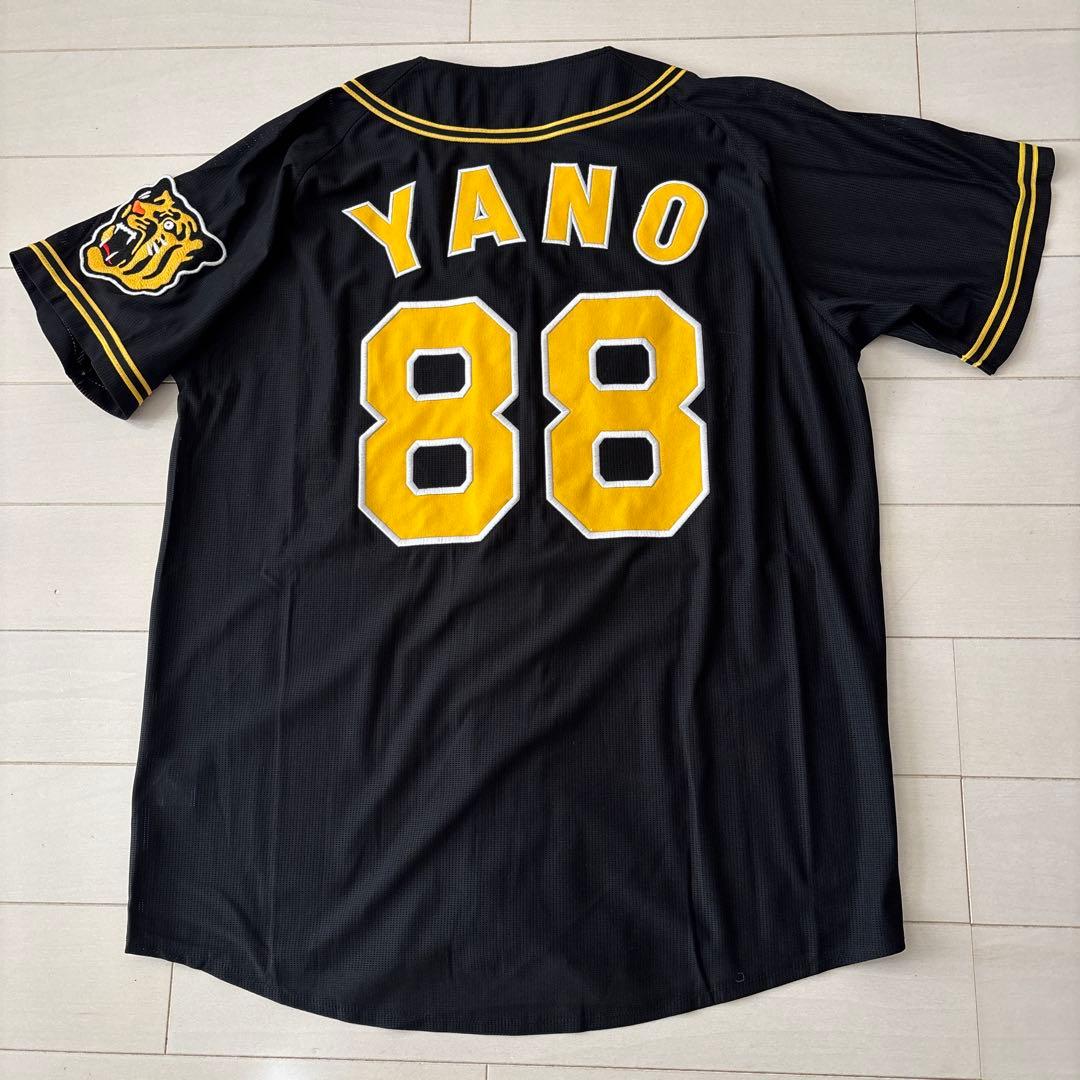 阪神タイガース　直筆サイン入りレプリカユニフォームＬ（美品）＆応援Ｔシャツセット