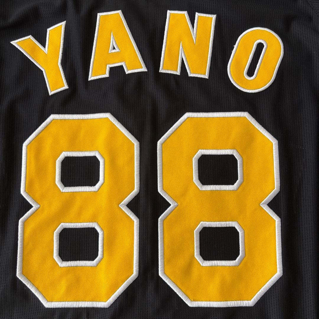 阪神タイガース　直筆サイン入りレプリカユニフォームＬ（美品）＆応援Ｔシャツセット