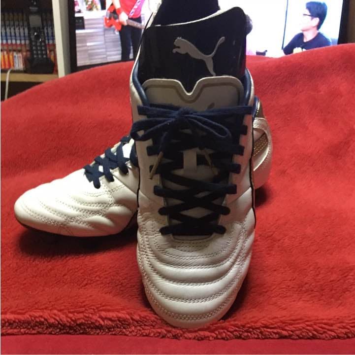 プーマ サッカーシューズ