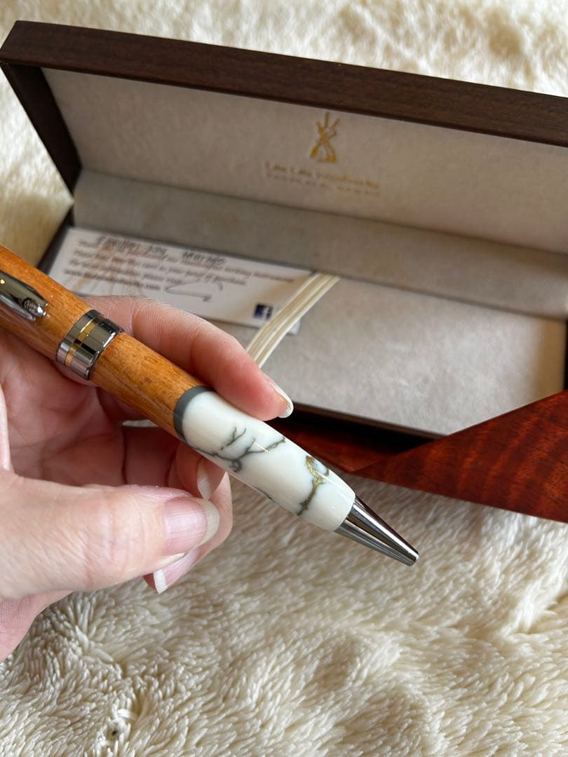 【新品未使用】Lau Lau Woodworksボールペン/ハワイコアウッド