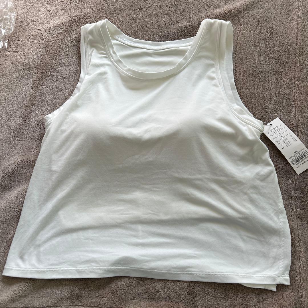 SUKALA ホワイト タンクトップ Mサイズ 未使用