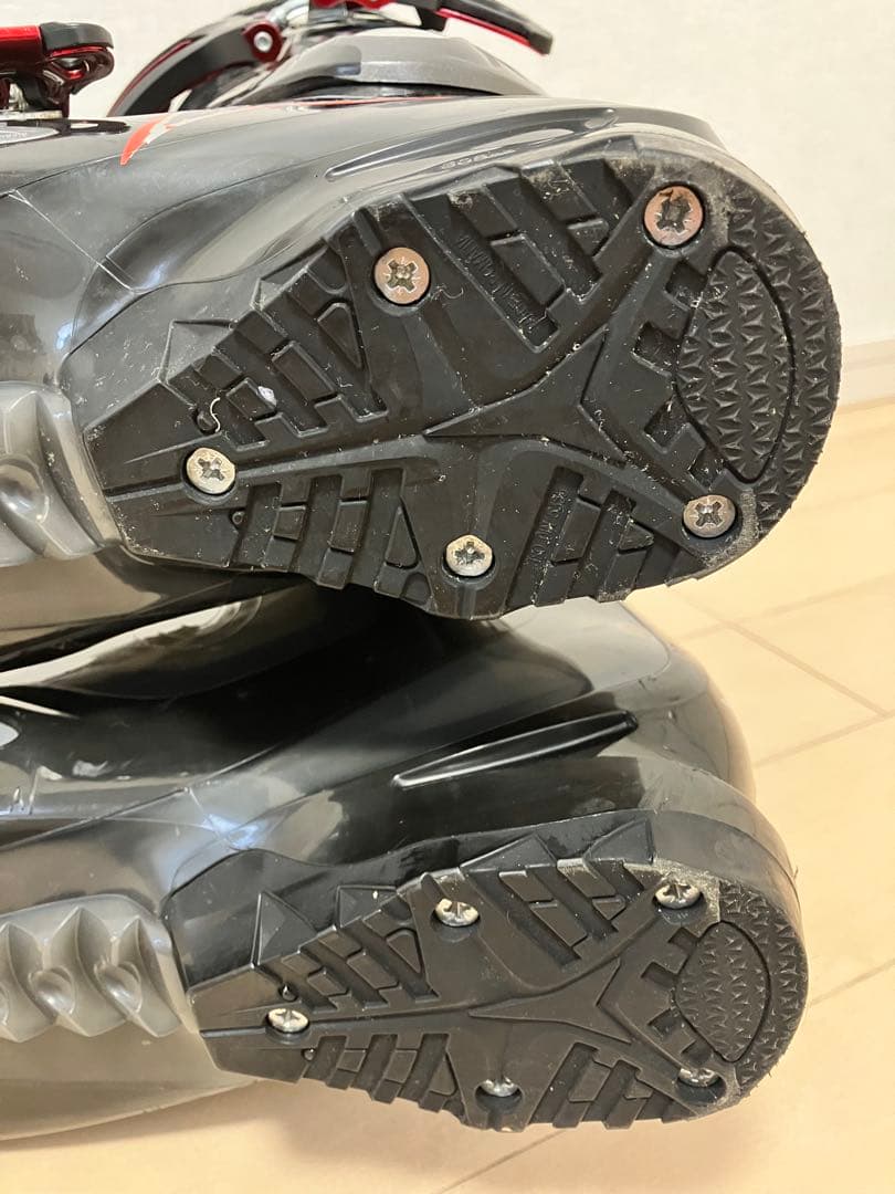 ATOMIC LIVEFIT 50 アトミック　26.0cm スキーブーツ